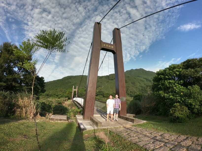 From Taipei: Private Yangmingshan Volcano and Nature Tour - What the private guide adds