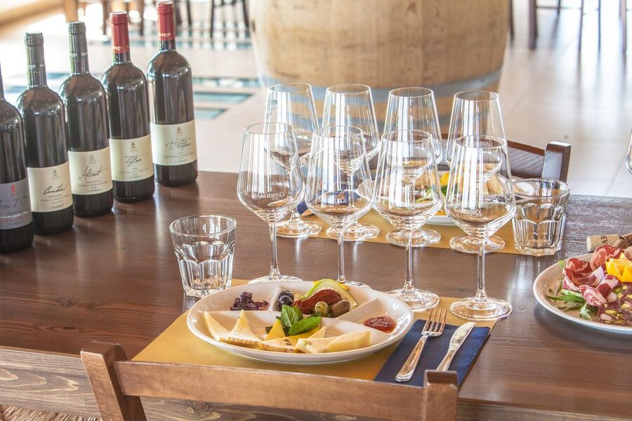 From Taormina: Private 3 Etna Wineries with Food & Wine - Timing, comfort, and the practical tradeoffs