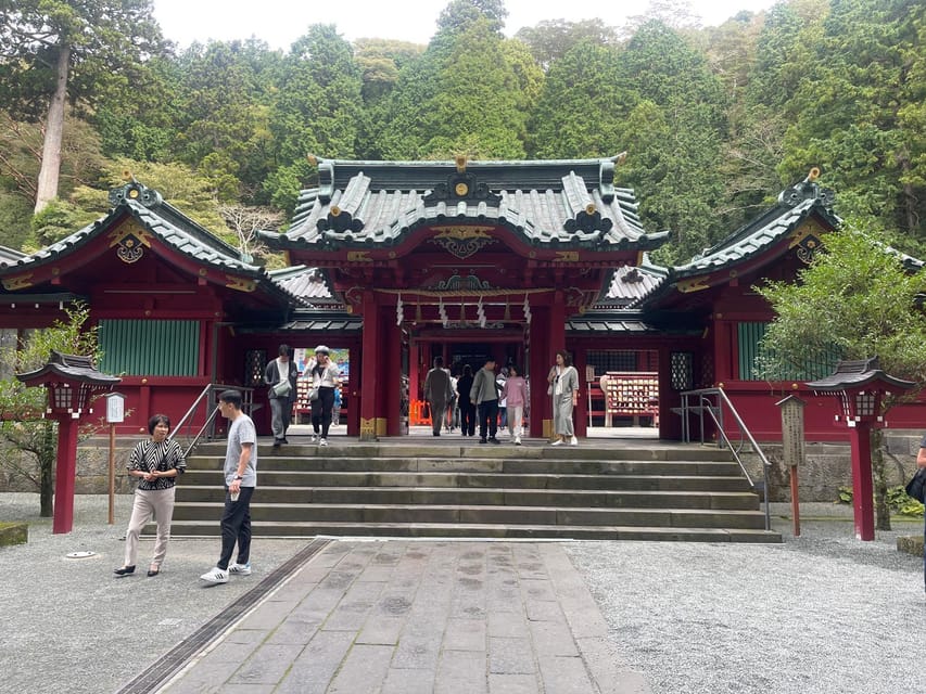 From Tokyo: Mount Fuji Private Day Tour With English Guide - Lake Kawaguchiko, Oishi Park, and calm Fuji views