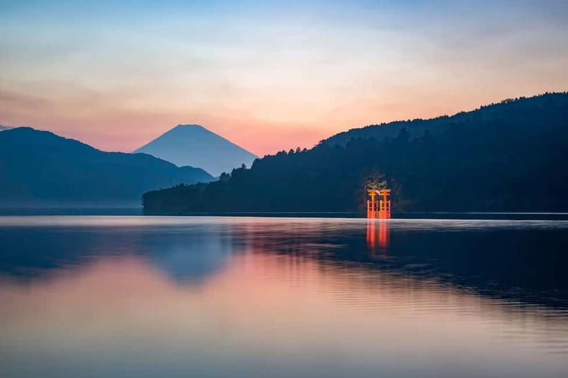 From Tokyo: Mount Fuji Private Tour With English Guide - Oshino Hakkai offers water, ponds, and old village character