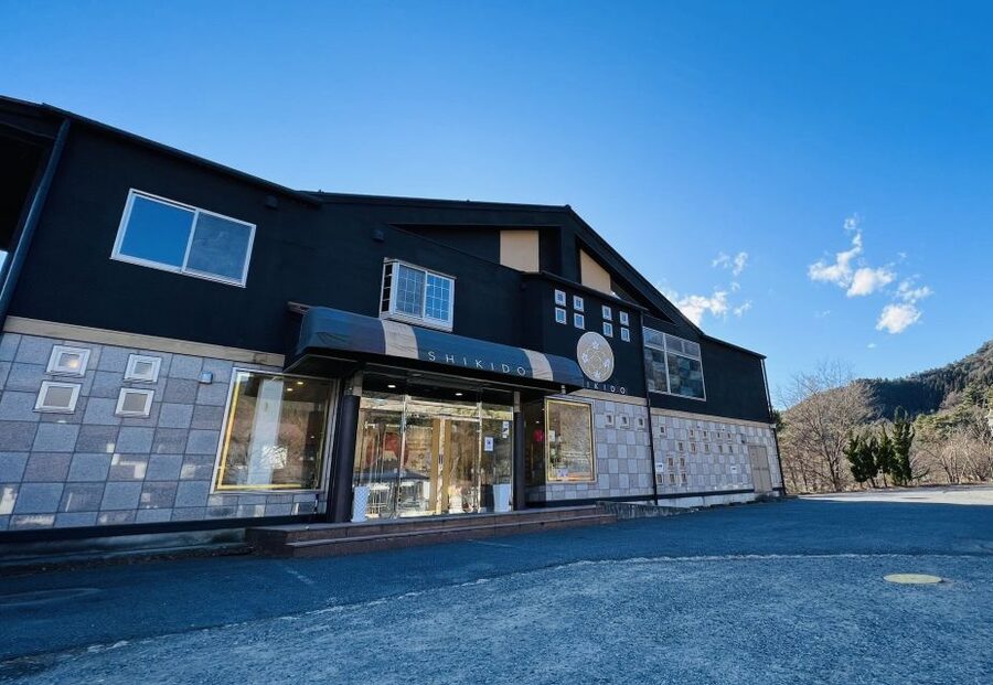 From Tokyo: Mt.Fuji, Tea Ceremony & Outlet Shopping Day Tour - Weather, clothing, and what to bring