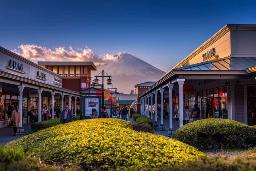 From Tokyo: Mt.Fuji, Tea Ceremony & Outlet Shopping Day Tour - Lake Kawaguchi and Shikido: Fuji views with a cultural stop
