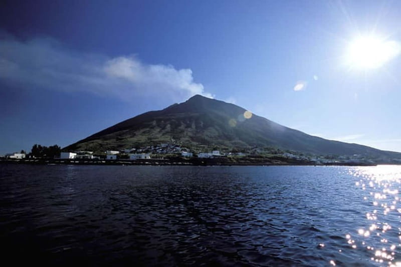 From Tropea: Panarea Island and Stromboli Volcano by Night - Key points to know before you book