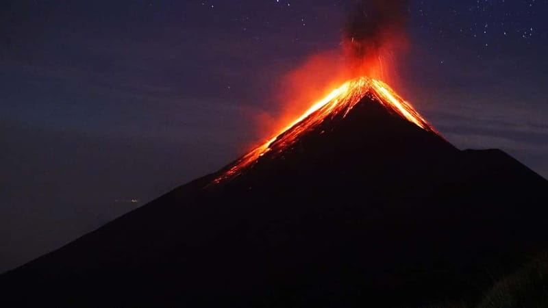 From Tropea: Panarea Island and Stromboli Volcano by Night - Leaving Tropea at 10:20