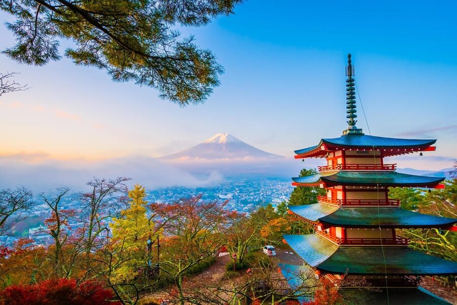 Fuji/Hakone Private Tour, English speaking guide, Photograph - Oshino Hakkai: clear ponds and old village scenery
