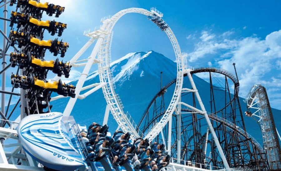 Fuji-Q Highland Amusement Park:Private Day tour by Alphard - A private Alphard changes the day