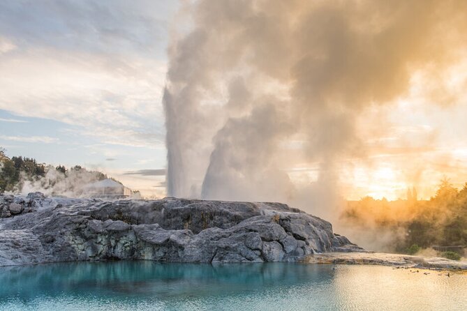 FULL DAY ROTORUA TOUR - Fully Customisable 13 hours Unlimited KMS - Redwoods, Skyline, and family activities