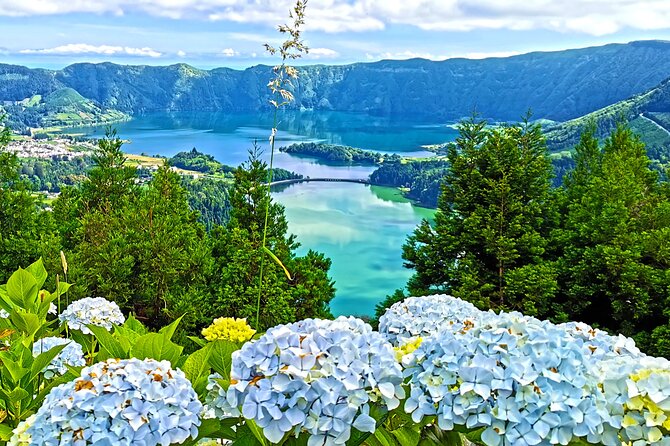 Full Day Tour Sete Cidades & Lagoa do Fogo with Lunch - Boca do Inferno gives you the day’s big viewpoint