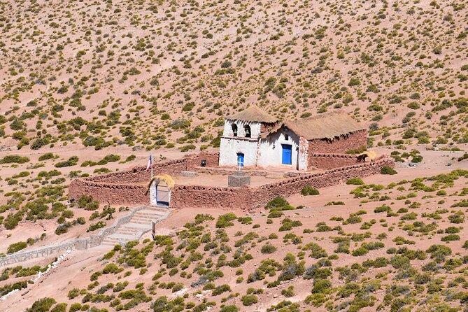 Full Day Tour to Geyser del Tatio, Vado Putana and Machuca - The main drawbacks to weigh carefully