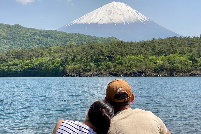 Full Day Tour to Mount Fuji in Spanish - Aokigahara Forest, approached with care