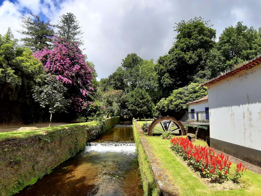 Furnas: Hot Springs, Crater Lake & Geothermal Wonders - Furnas stew cooked by volcanic heat