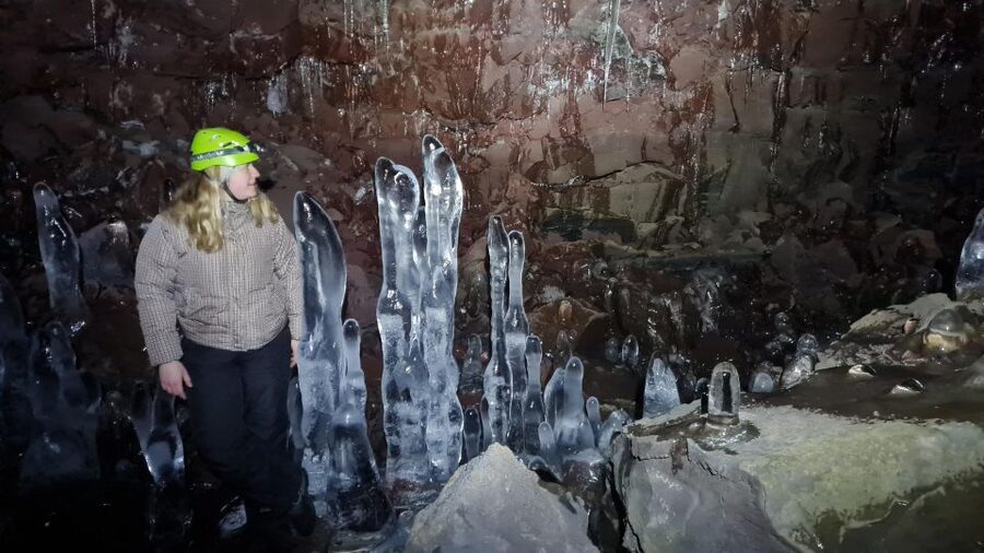Geological Lava Tunnel Adventure - Arnarker Cave - Lava shapes, tunnel walls, and volcanic lessons