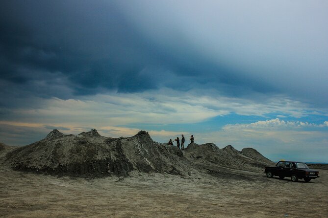 Gobustan and Mud volcanoes PRIVATE TOUR - What the $79 price really covers