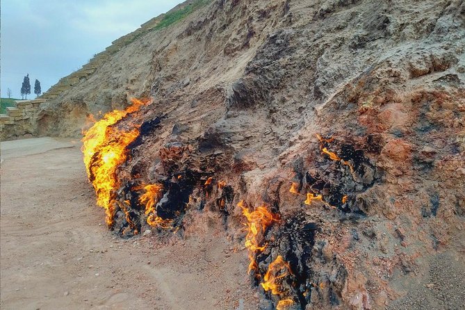 Gobustan, Mud Volcano, Burning Mountain and Fire Temple Tour - What the $80 price really covers