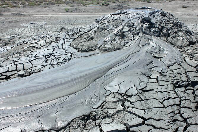 Gobustan, Mud volcanoes, Fire temple, Fire mountain PRIVATE TOUR - Ateshgah explains Azerbaijan’s sacred fires