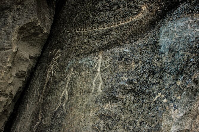 Gobustan, Mud volcanoes, Fire temple, Fire mountain PRIVATE TOUR - Who will get the most from this tour