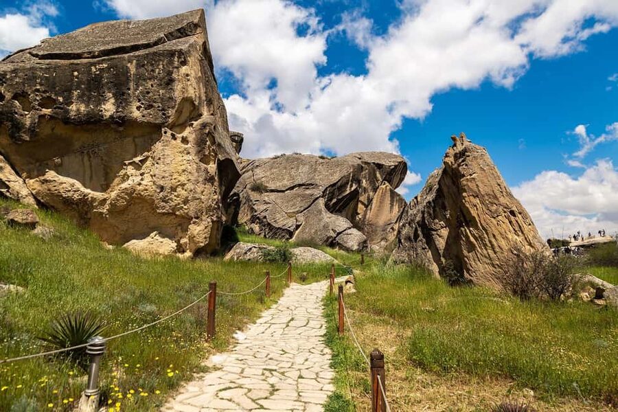 Gobustan Rock Arts and Mud Volcanoes Tour - Bibiheybat Mosque Sets the Cultural Tone