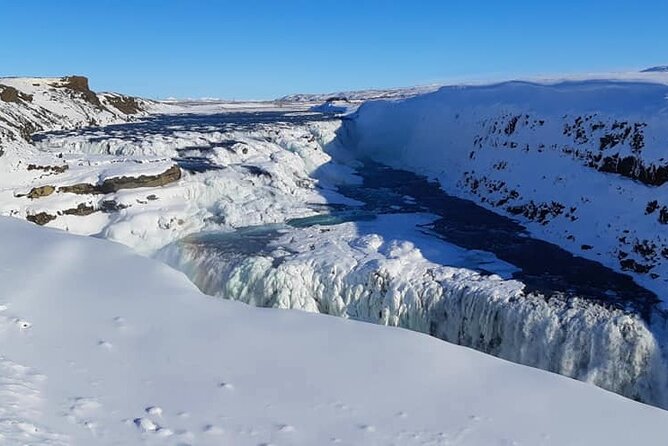 Golden Circle, Kerid Crater & Geothermal Lagoon -Small Group Tour - Geysir and Strokkur: Iceland’s reliable show