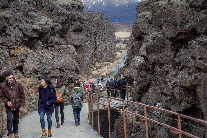 Golden Circle, Secret Lagoon & Kerið Small Group Tour - Kerið Crater brings color to the final stop