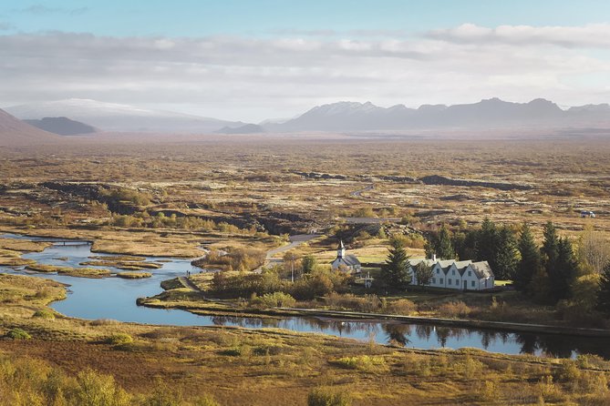 Golden Circle Tales, Tomato Farm & Kerid – Small Group from RVK - Geysir and Strokkur: watch the ground come alive
