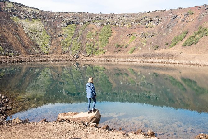 Golden Circle, Volcano Crater and Blue Lagoon Small-Group Tour - Guides can make the road time worthwhile