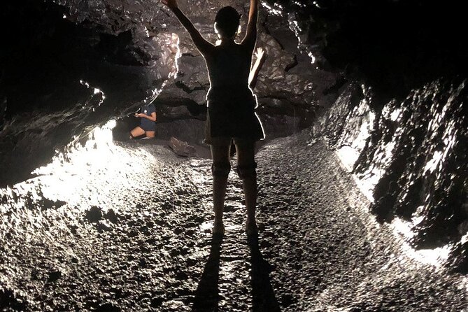 Guided tour of the 2004 lava tunnels - Why the guide makes a difference