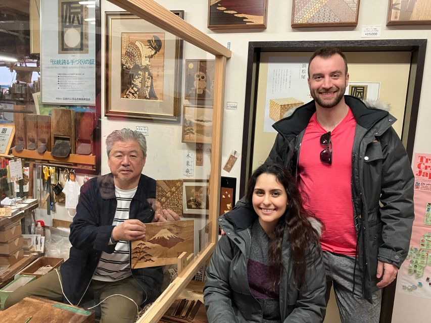 Hakone: Day Tour to View Mt Fuji & Wooden Culture Experience - The ride home is part of the attraction