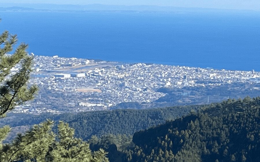Hakone: Traverse the Hakone Caldera and Enjoy Onsen - Who should book this mountain day