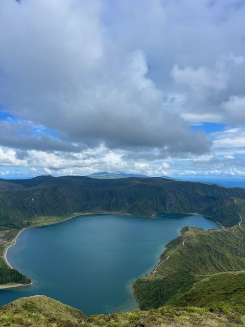 Half-Day - Lagoa do Fogo - Guide commentary and weather judgment