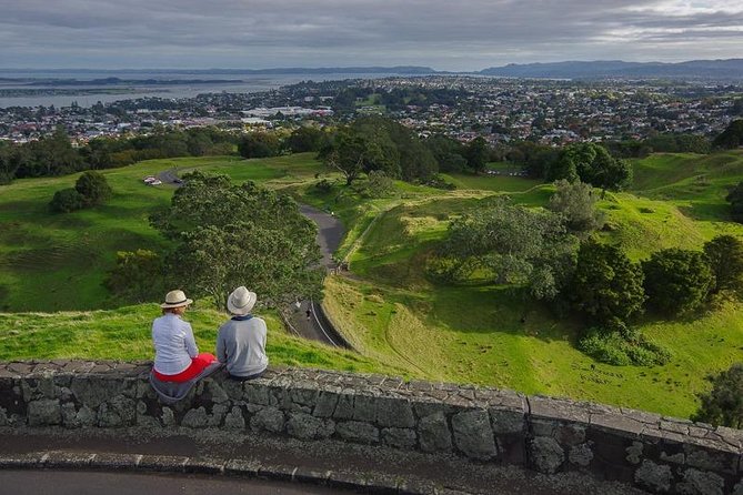 Half-Day Volcano Tour from Auckland - Mangere Mountain brings Māori history into view