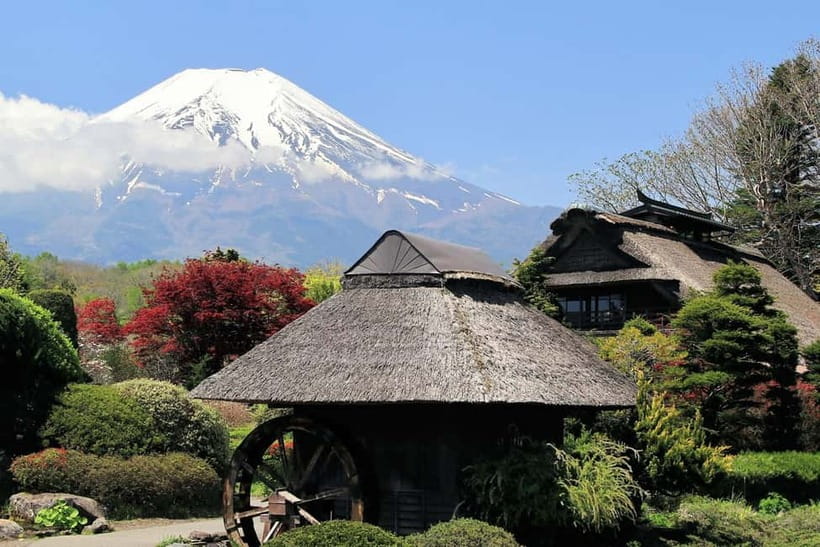 Halfway Up Mt,Fuji, Oshino Hakkai, Kawaguchiko from Tokyo - Fuji Michi and Hikawa Clock Shop: a quick urban photo stop