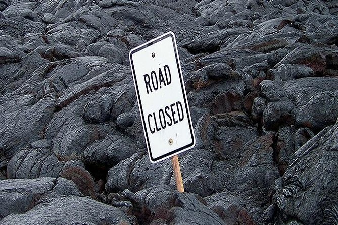Hawaii Volcanoes National Park Experience Departing from Oahu - The long road through changing scenery