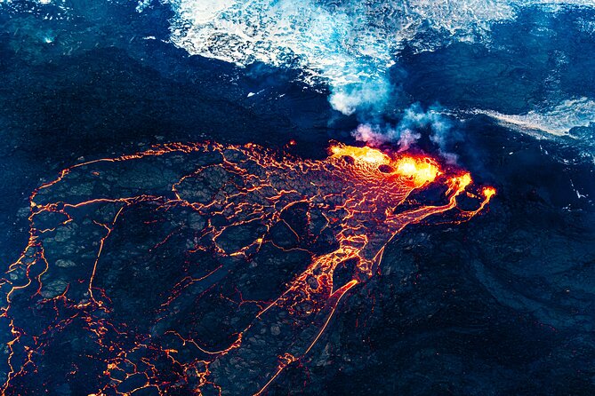 Helicopter Tour Over Iceland’s Reykjanes Volcano Eruption Site - The possible landing on cooled lava