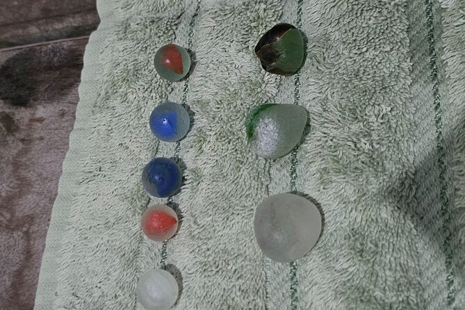 Hike St. Kitts: Sea Glass Discovery at Volcanic Beach - The first beach: easygoing beach time and an introduction to sea glass