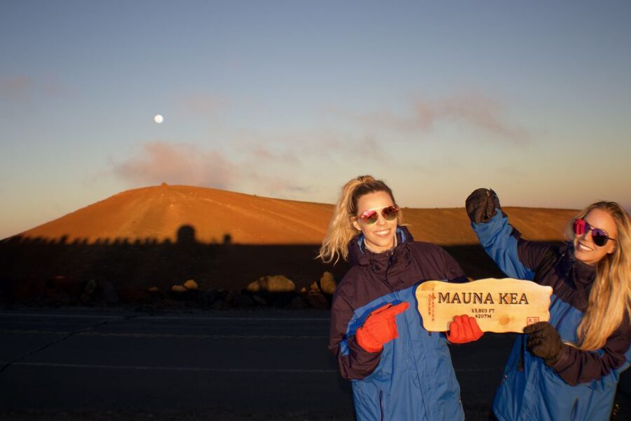 Hilo: Mauna Kea Summit, Sunset, & Stargazing Experience - Making the altitude change safely