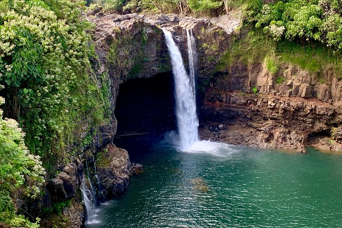Hilo Shore Excursion: Active Volcano, Lava Tube, Waterfall and Gardens - Reaching Kilauea from Hilo