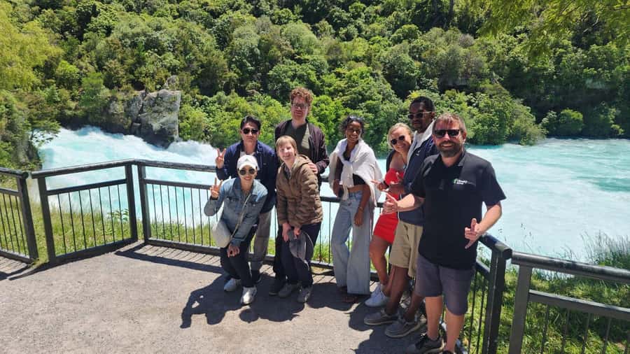 Hobbiton, Waitomo, Rotorua & Taupo 2-Day Tour from Auckland - A short stop in Waikato and lunch near Hobbiton