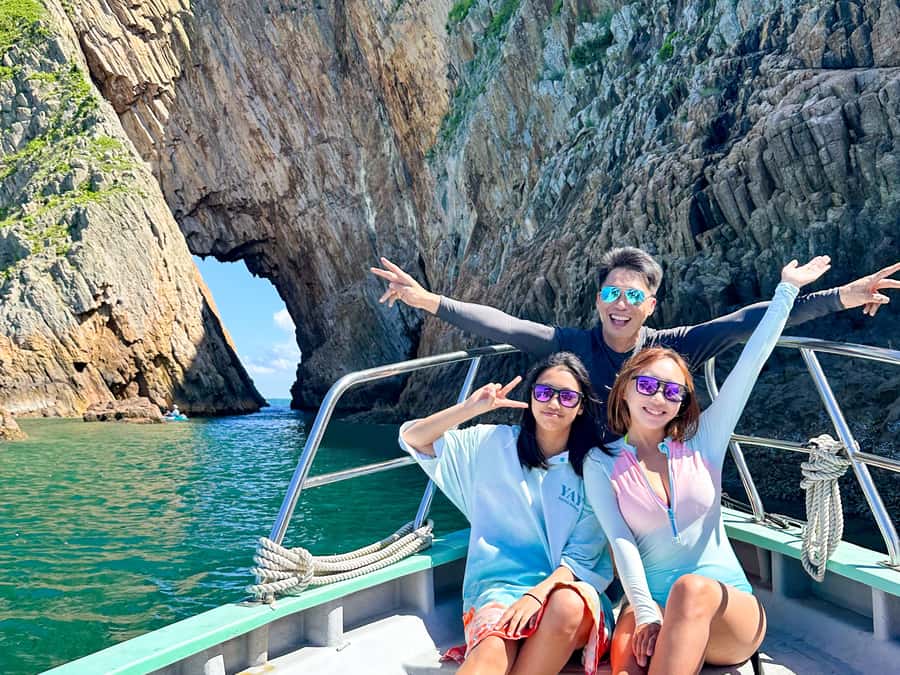 Hong Kong: Geopark Four Sea Arches Volcano Sightseeing Tour - Why this corner of Hong Kong feels so different