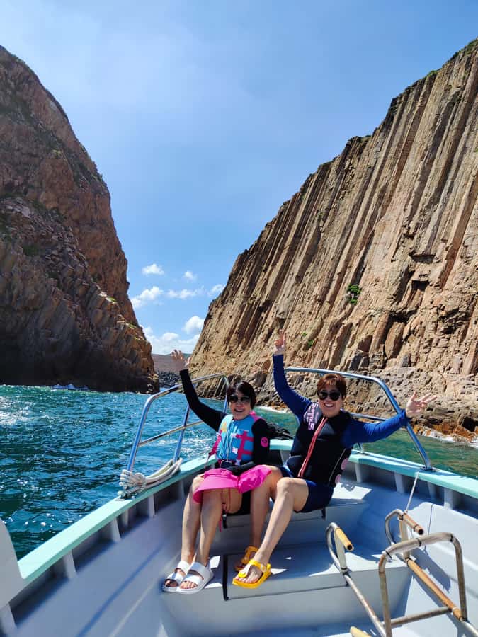 Hong Kong: Geopark Four Sea Arches Volcano Sightseeing Tour - Eight coastal sights, from Organ Cliff to Bell Cave