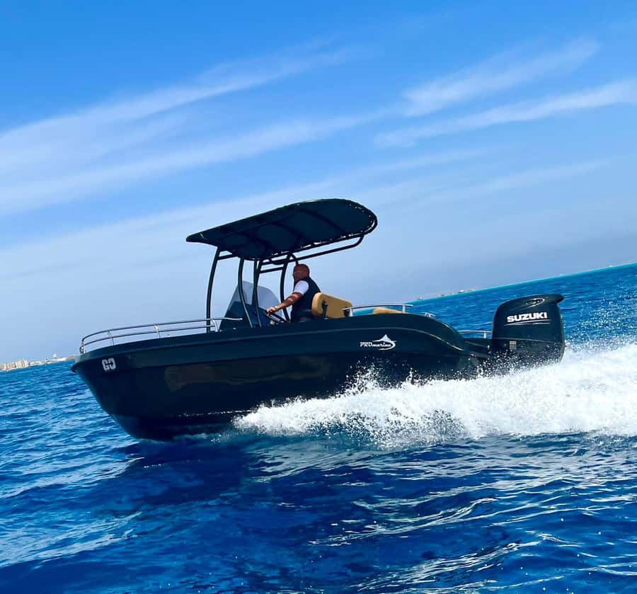 Hurghada: White Island Speedboat Tour, Snorkeling, & Lunch - Nemo Island and the quieter beach hour