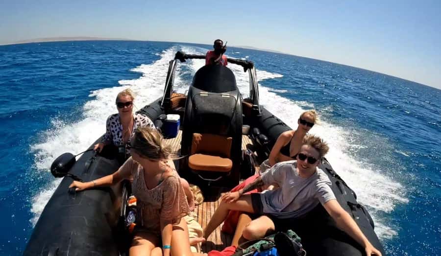 Hurghada: White Island Speedboat Tour, Snorkeling, & Lunch - Two snorkeling stops inside Giftun Islands National Park