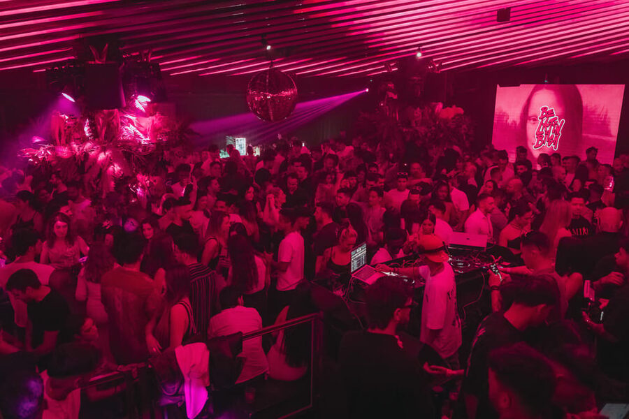Ibiza:the best reggaeton party. from the white island - How this compares with a standard club admission