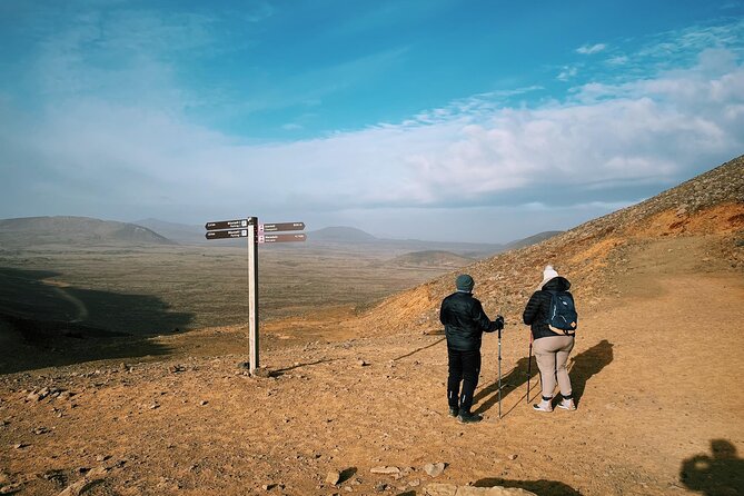 Iceland Hiking Tour to Fagradalsfjall Volcano with Local Guide - A brief look at Grindavík and the eruption zone