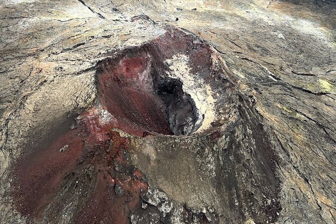 Iceland Volcanic Eruption Area Helicopter Tour from Reykjavík - Why this short flight feels so special