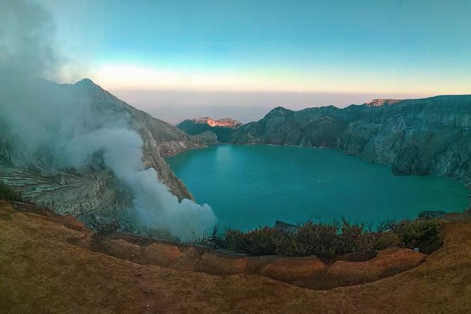 Ijen Blue Fire & Sunrise Sharing Tour - Why Ijen’s blue fire makes this night different