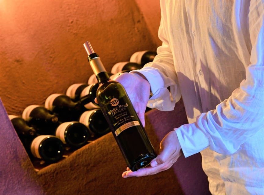 Imerovigli: Premium Wine Tasting with Caldera and Sea Views - Starting at White Pearl Cavalieri in Imerovigli