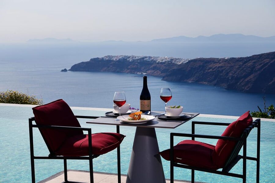 Imerovigli: Premium Wine Tasting with Caldera and Sea Views - Service, pacing, and group size
