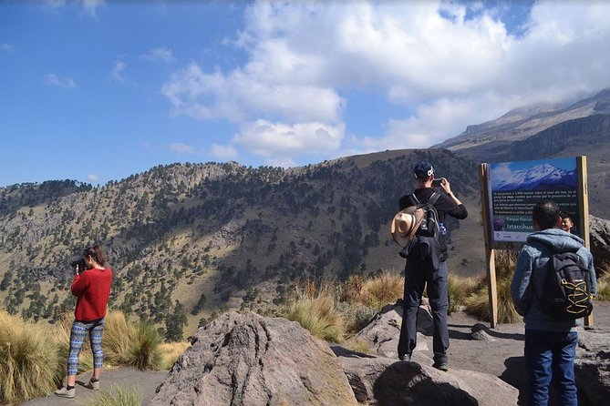 Iztaccihuatl Volcano Hike with an Alpinist - The Ride Back and the Roadside Meal
