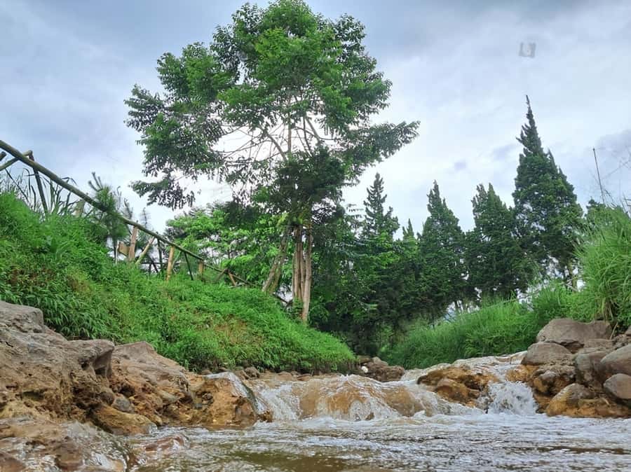 Jakarta: Bandung Volcano Day Tour - Soaking at Ciater Hot Springs