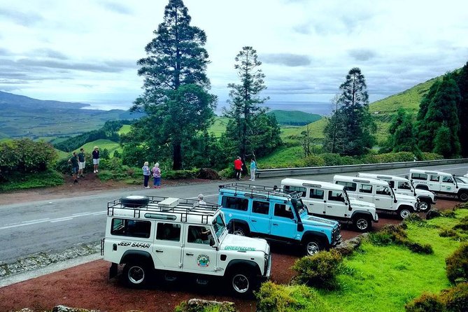 Jeep Tour Full Day Sete Cidades & Lagoa do Fogo with lunch and drinks included. - Sete Cidades, twin lakes, and a village stop